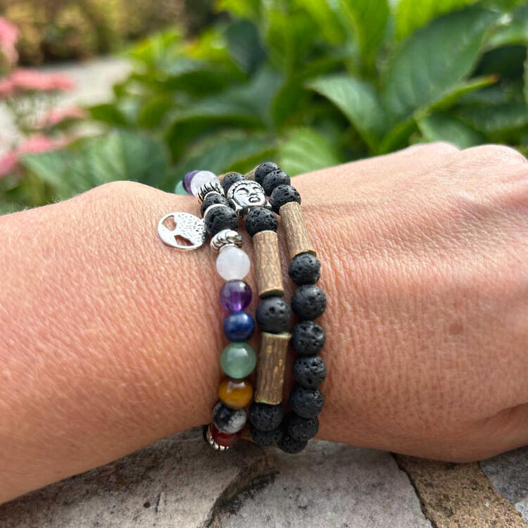 PUR NOISETIER | Collier Diffuseur 24" - 7 pierres chakras