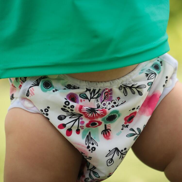 HOPALO | Couche-Maillot Évolutive pour 8-35lbs - Fleurs
