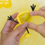GLO PALS | Personnage Lumineux avec Cubes - Alex - Jaune