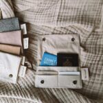 SAUGE & CO | Protège Carnet de Santé ou Passeport - Taupe