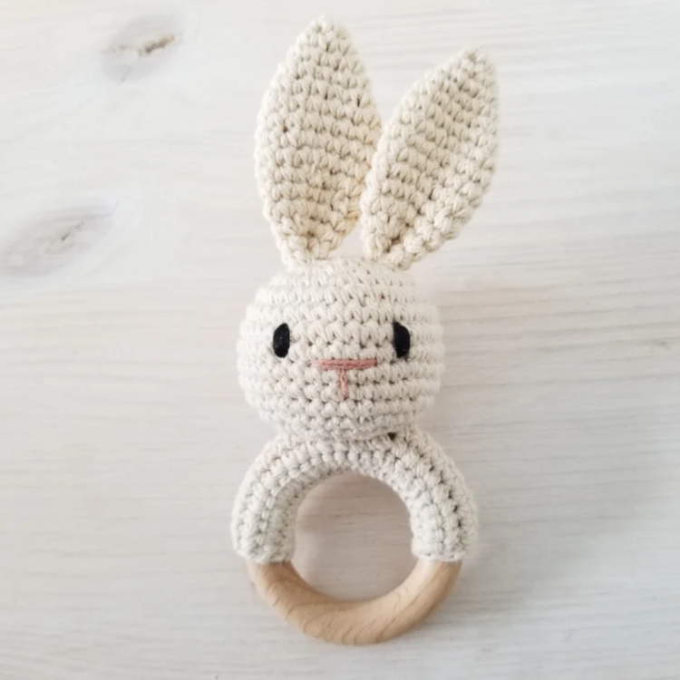 Création Jade | Hochet - Petit lapin - Ivoire