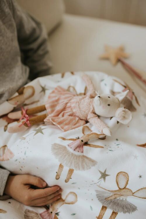 VEILLE SUR TOI | Ma P'tite Couverte - Anna la ballerine