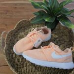 NIKE | Chaussure de course ROSHE (gr 2,5 junior)