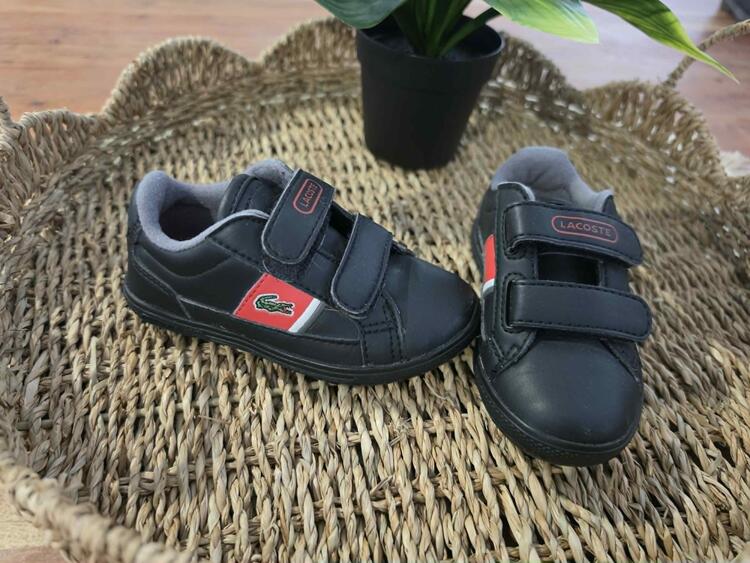 LACOSTE | Chaussure noir & rouge (gr 6)