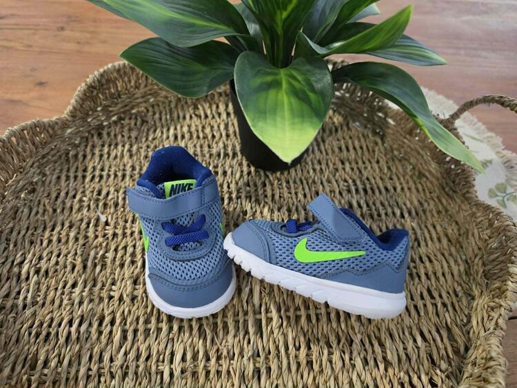 NIKE | Chaussure pour bébé bleu (gr 3)