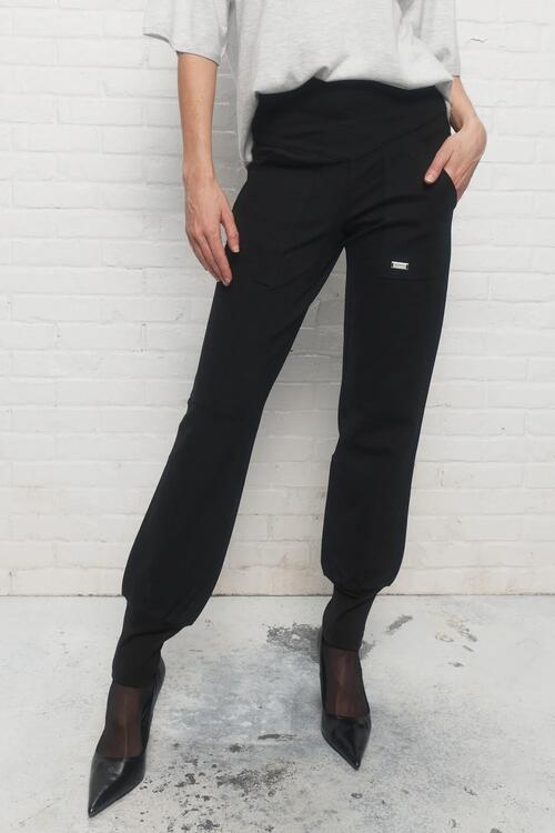 JOELLE COLLECTION | Pantalon noir à coupe semi-ajusté (Xsmall)