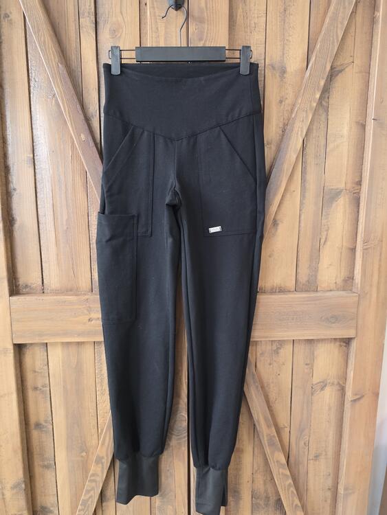 JOELLE COLLECTION | Pantalon noir à coupe semi-ajusté (Xsmall)