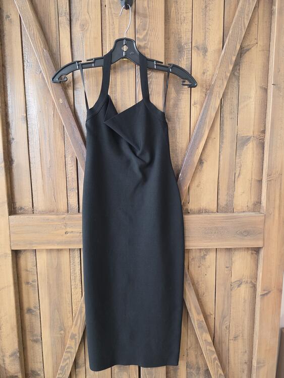 TEN BY BABATON | Robe Chic - Noir (Small)