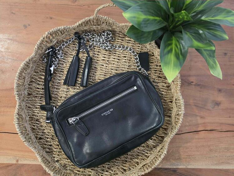 COACH | Sac à main en cuir noir