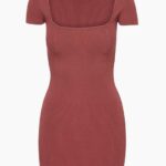 BABATON | Robe en tricot à col carré (Small)